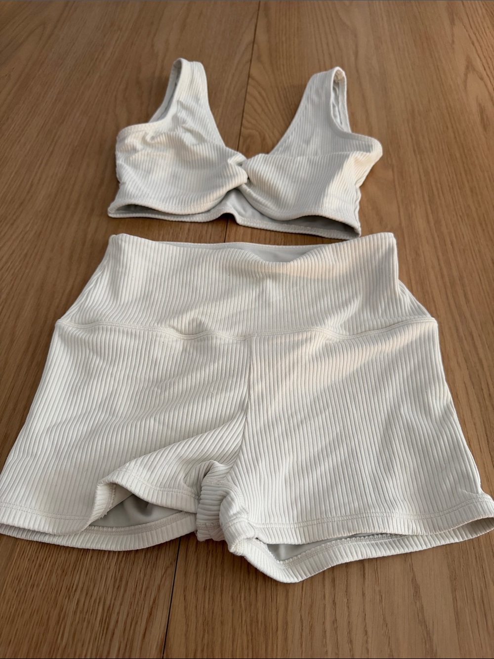 Montce cream workout sports bra and shorts size S